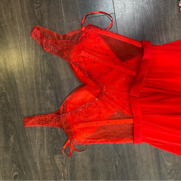 Red long dress - Picture 5 of 5